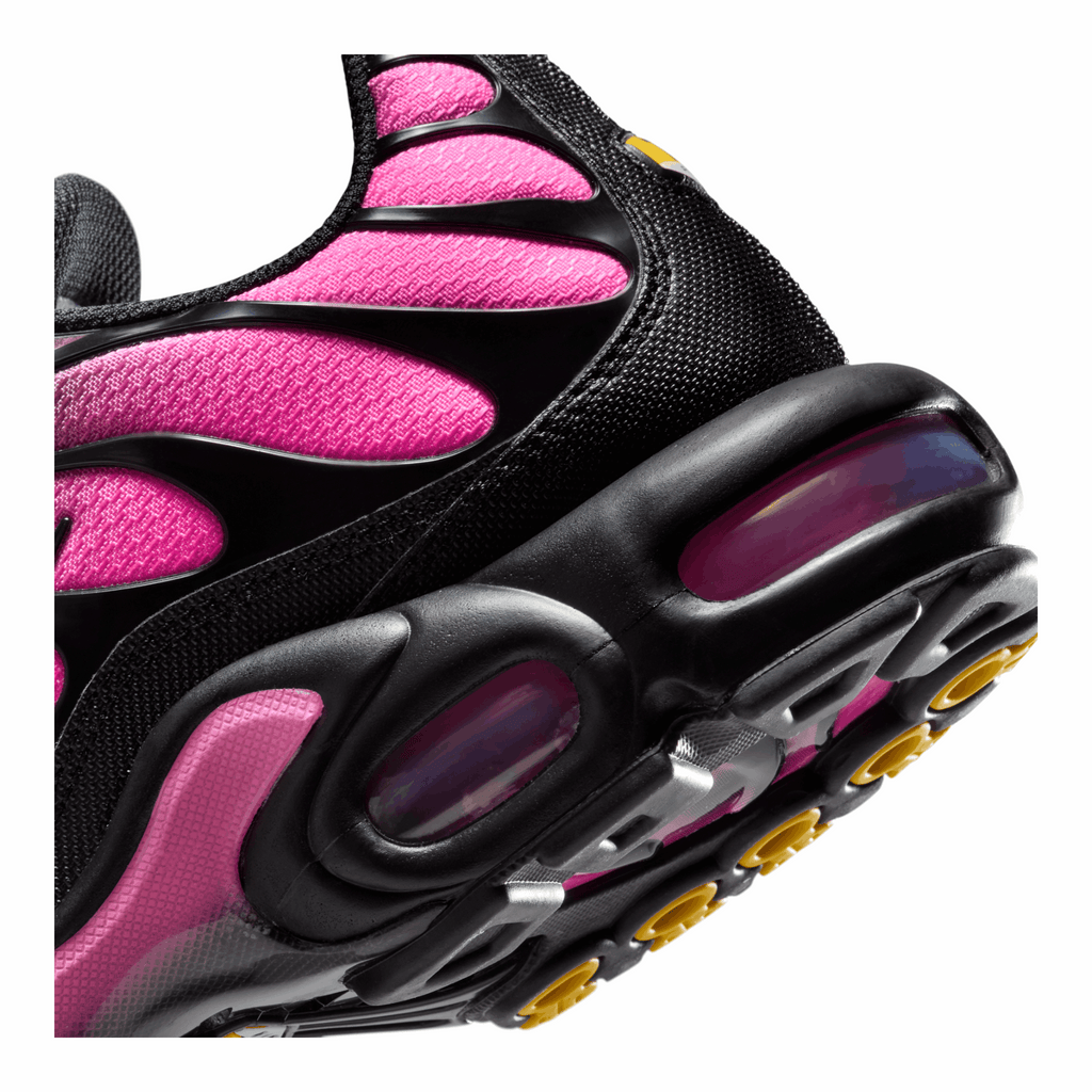 Nike Air Max Plus Black Hyper Pink