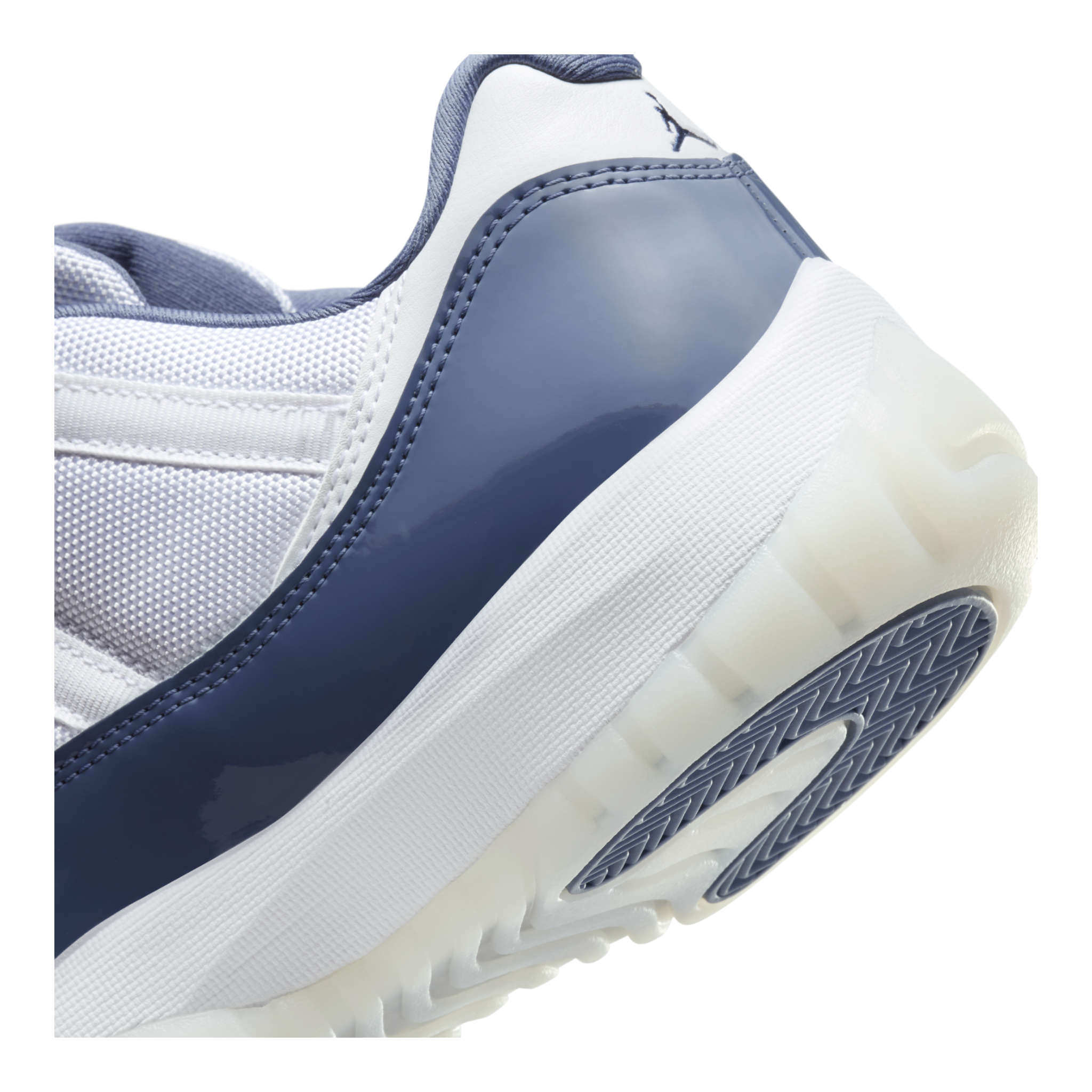 Jordan 11 Retro Low Diffused Blue